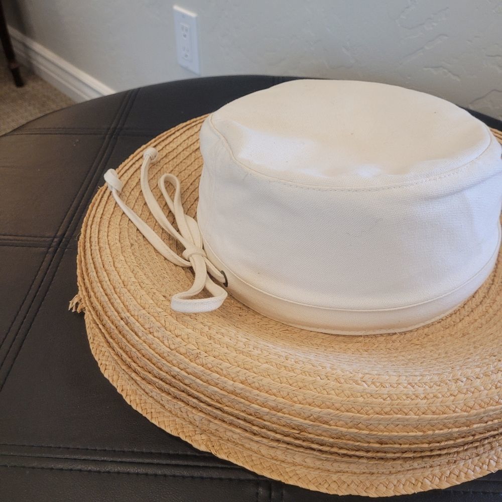 Scala Women's Natural Bell Brim Woven Sun Hat with White Canvas and Bow NEW - Picture 2 of 15